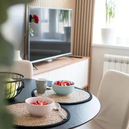 Апартаменты Luxusni Apartman Blizko O2 Areny